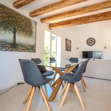 Villa La De Mara