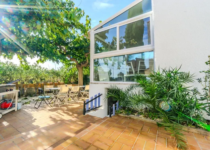 La De Mara Вилла Кане