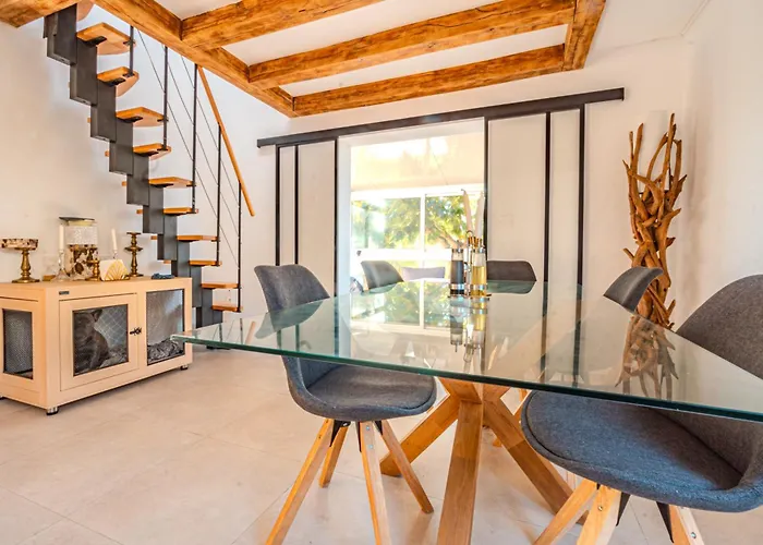 La De Mara Вилла Кане